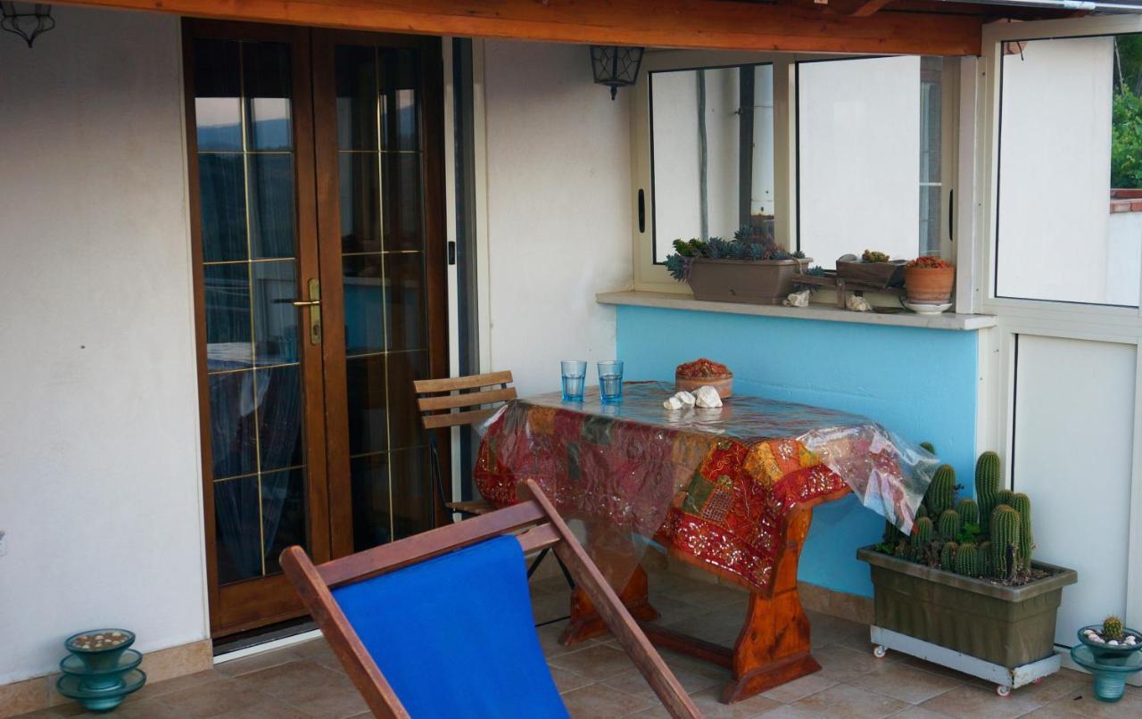 Casa Vacanze Giuliana Casigliano  ภายนอก รูปภาพ
